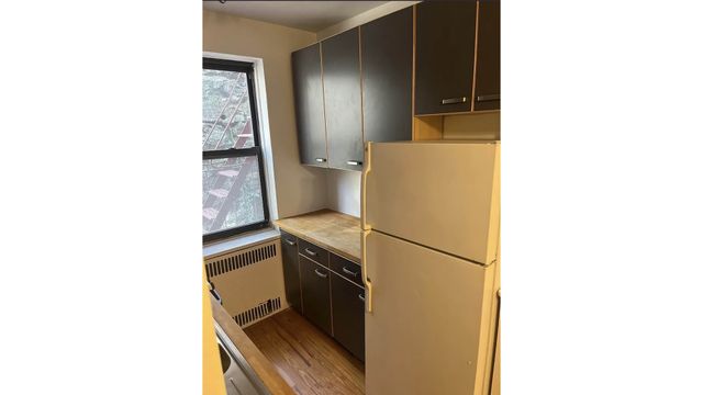 3015 Riverdale Ave Apt 3K, New York City, NY 10463