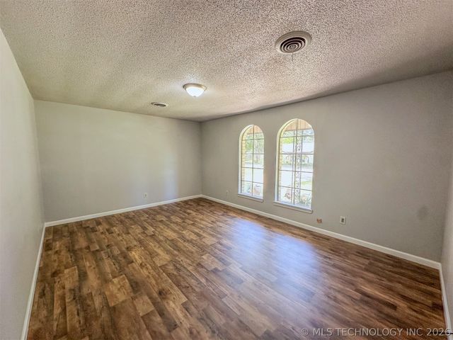117 Lynn Haven, Durant, OK 74701