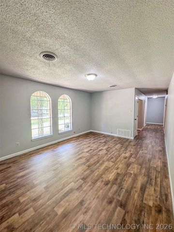 117 Lynn Haven, Durant, OK 74701