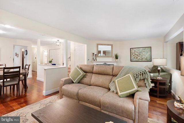 130 FIVE CROWN ROYAL, Marlton, NJ 08053