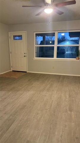 325 Elmwood Drive, Edmond, OK 73013