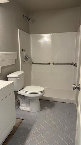 325 Elmwood Drive, Edmond, OK 73013