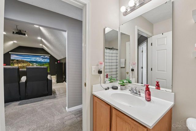 1094 Hayward Circle, Miami Twp, OH 45150