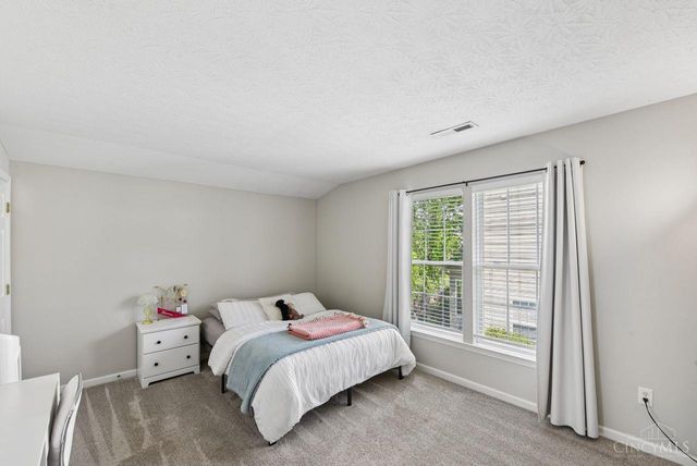 1094 Hayward Circle, Miami Twp, OH 45150