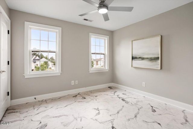 89 River Knoll Drive, Clayton, NC 27527