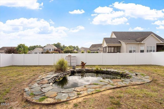 89 River Knoll Drive, Clayton, NC 27527