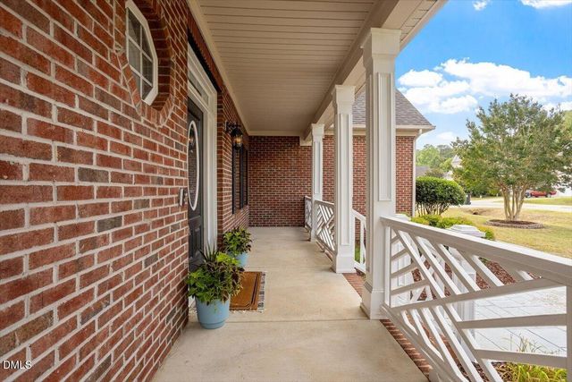 89 River Knoll Drive, Clayton, NC 27527