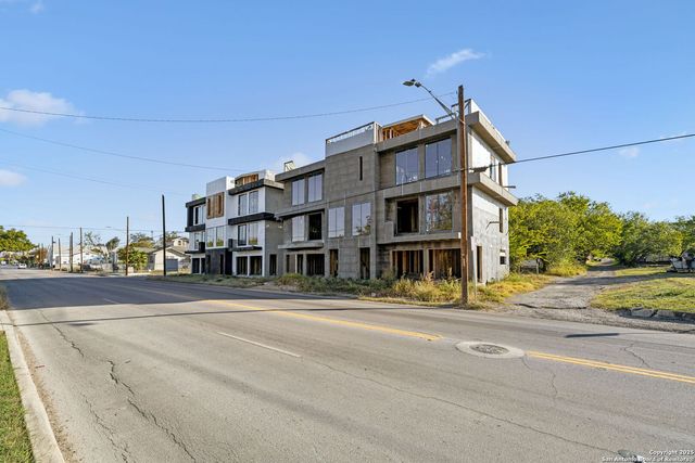 412 S Hackberry St 1 2 3 & 4, San Antonio, TX 78203