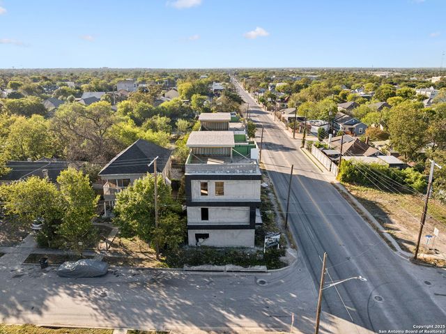 412 S Hackberry St 1 2 3 & 4, San Antonio, TX 78203