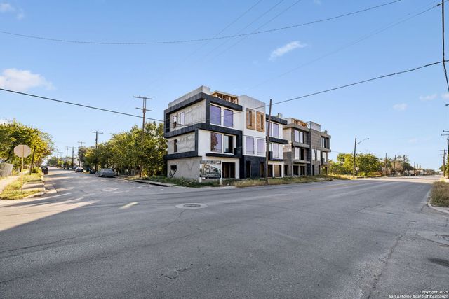 412 S Hackberry St 1 2 3 & 4, San Antonio, TX 78203