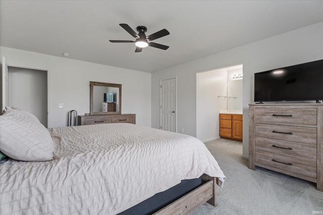 6606 Erie Falls Drive, South Bend, IN 46614