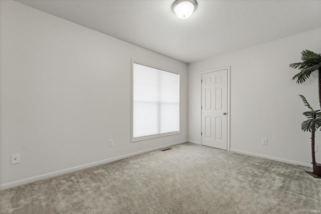 6606 Erie Falls Drive, South Bend, IN 46614