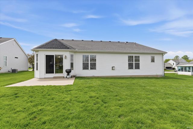 6606 Erie Falls Drive, South Bend, IN 46614