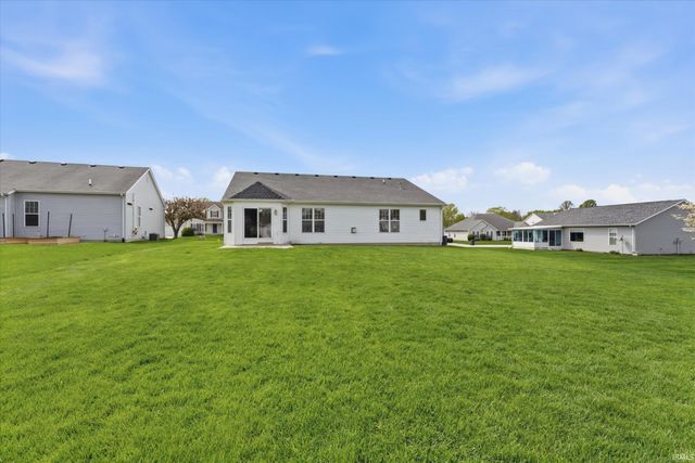 6606 Erie Falls Drive, South Bend, IN 46614