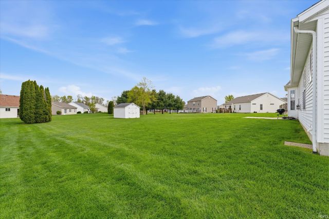 6606 Erie Falls Drive, South Bend, IN 46614