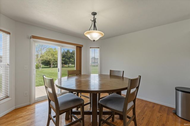 6606 Erie Falls Drive, South Bend, IN 46614