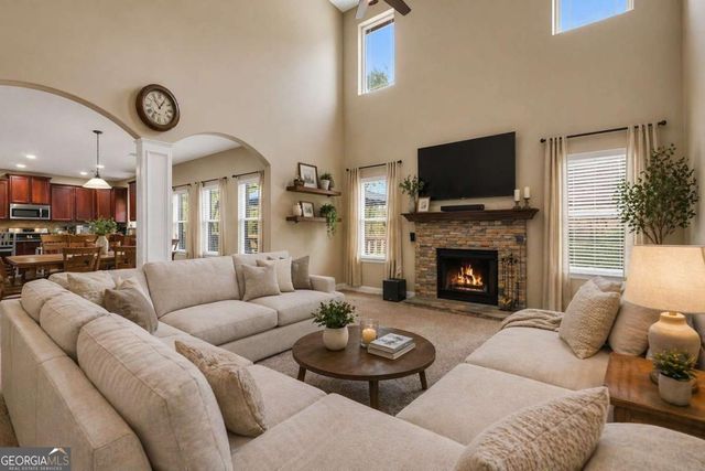 182 Tapestry Drive, Mcdonough, GA 30252