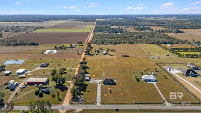 28980 Comstock Road, Elberta, AL 36530