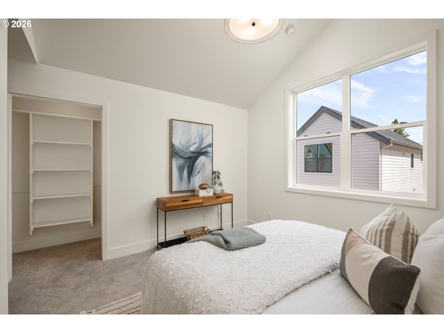 7313 N WILLAMETTE Blvd, Portland, OR 97203