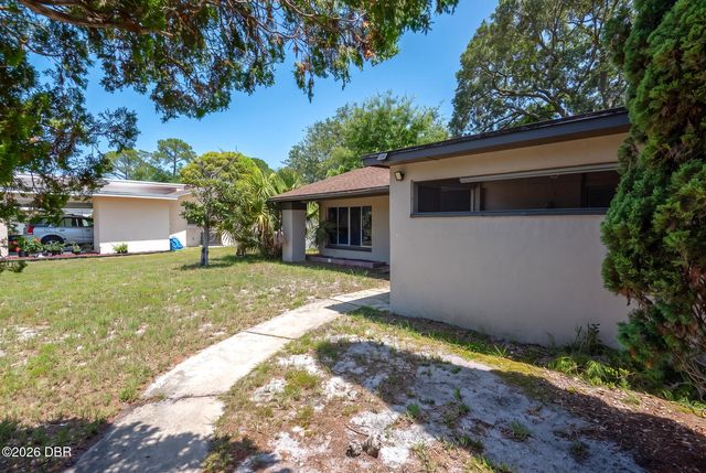 52 Farragut Drive, Palm Coast, FL 32137