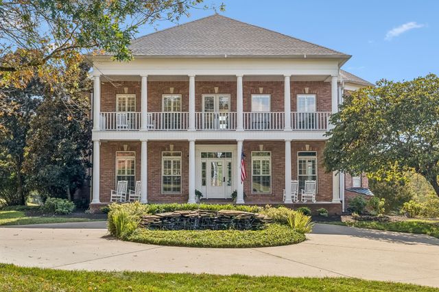 1608 Wellington Ct, Gallatin, TN 37066