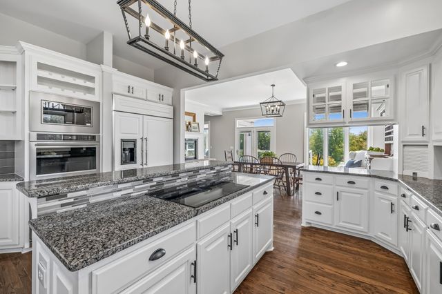 1608 Wellington Ct, Gallatin, TN 37066