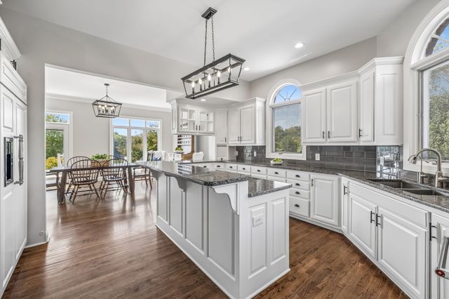1608 Wellington Ct, Gallatin, TN 37066