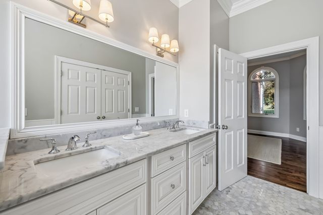 1608 Wellington Ct, Gallatin, TN 37066