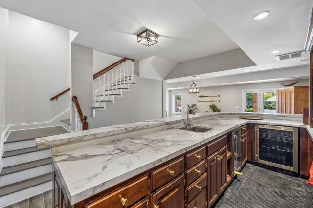 1608 Wellington Ct, Gallatin, TN 37066