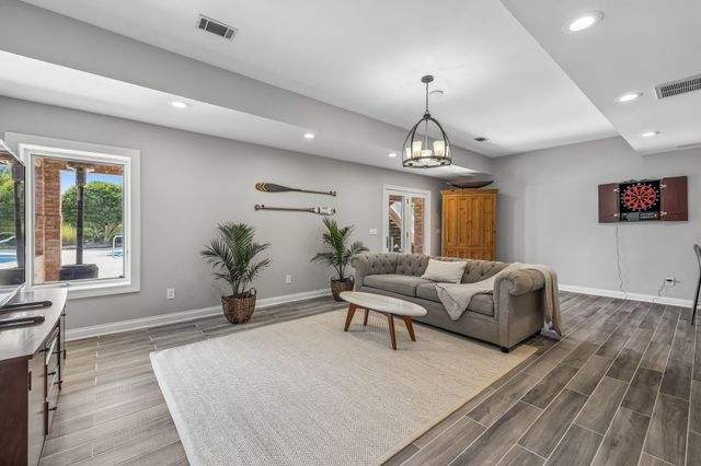 1608 Wellington Ct, Gallatin, TN 37066