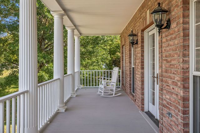 1608 Wellington Ct, Gallatin, TN 37066