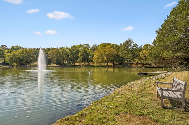 1608 Wellington Ct, Gallatin, TN 37066