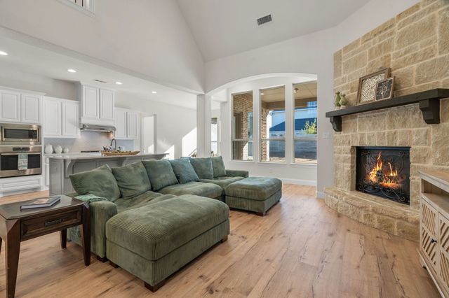 1413 10th Street, Argyle, TX 76226