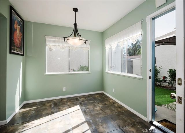 6835 Poppyview, Oak Park, CA 91377