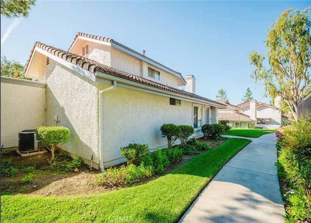 6835 Poppyview, Oak Park, CA 91377