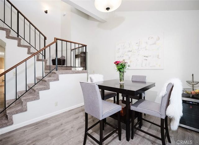 6835 Poppyview, Oak Park, CA 91377