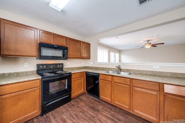 12226 Mountain Pine, San Antonio, TX 78254