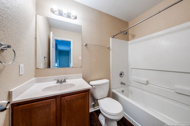 12226 Mountain Pine, San Antonio, TX 78254