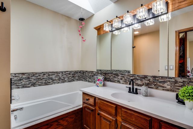 11725 W Alderny Ct Unit 42, Wichita, KS 67212