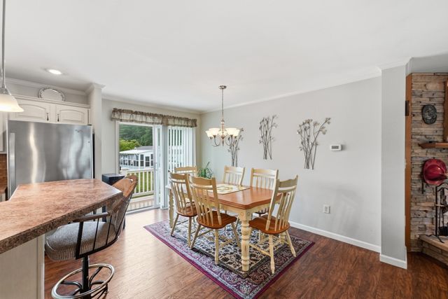11 Carol Circle, Westfield, MA 01085