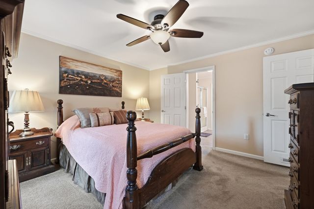 11 Carol Circle, Westfield, MA 01085