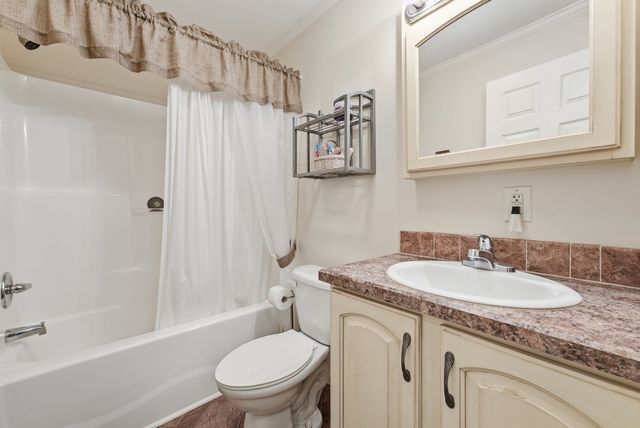 11 Carol Circle, Westfield, MA 01085