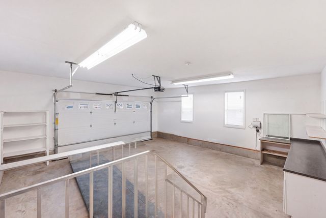 11 Carol Circle, Westfield, MA 01085