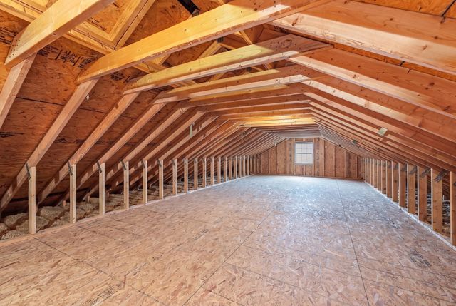11 Carol Circle, Westfield, MA 01085