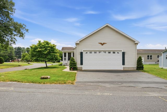11 Carol Circle, Westfield, MA 01085