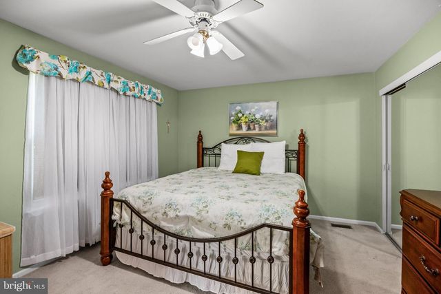 34 SPRINGCRESS DR, Delran, NJ 08075