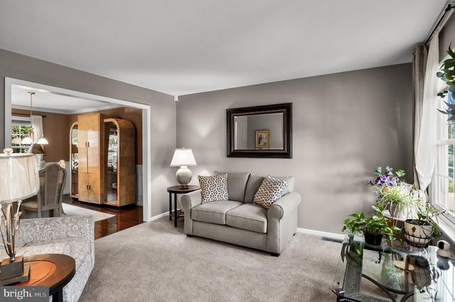 34 SPRINGCRESS DR, Delran, NJ 08075