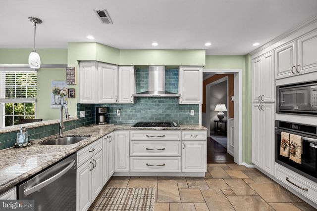 34 SPRINGCRESS DR, Delran, NJ 08075
