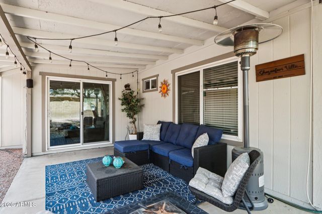 4408 W JULIE Drive, Glendale, AZ 85308