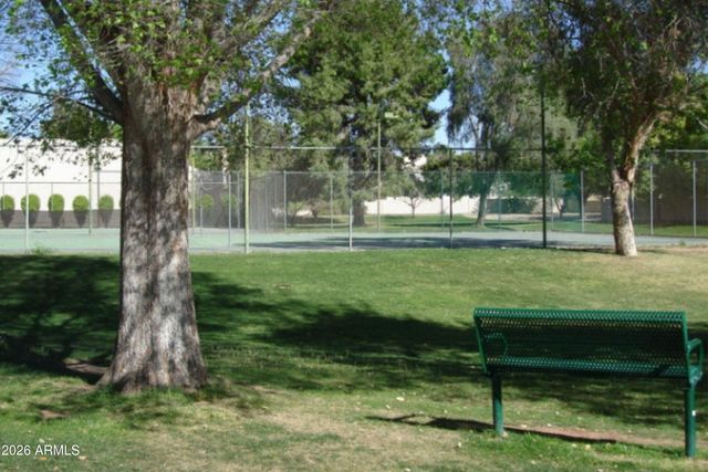 4408 W JULIE Drive, Glendale, AZ 85308